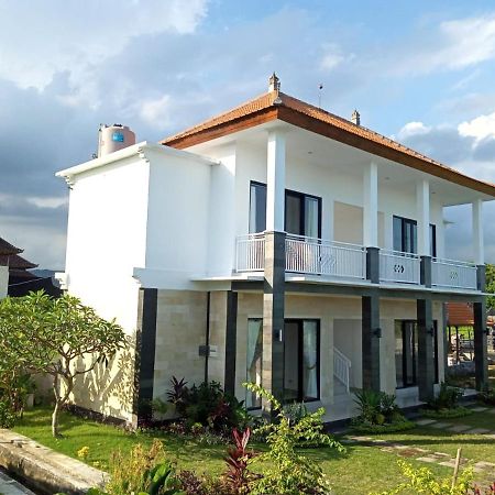 Limun Guesthouse Amlapura Exterior photo