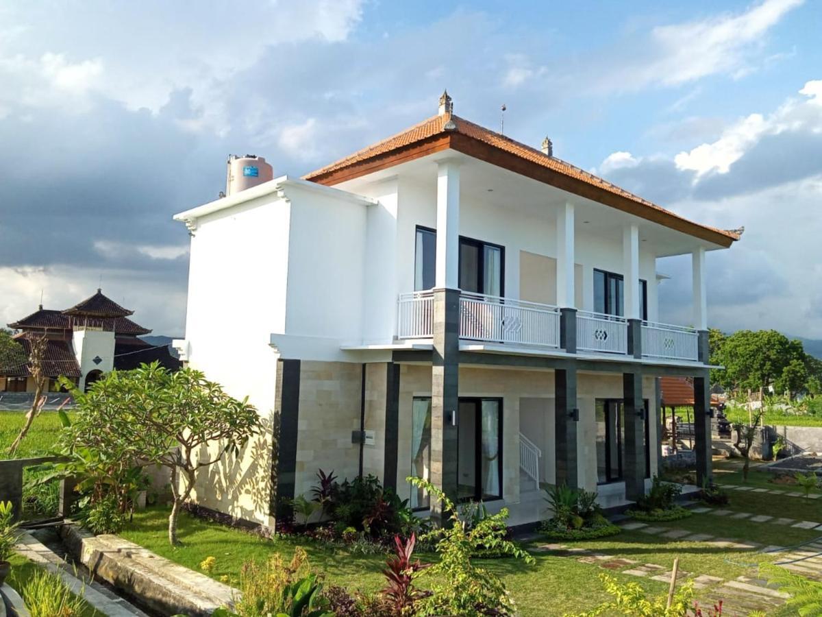 Limun Guesthouse Amlapura Exterior photo