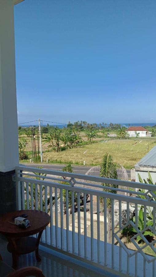Limun Guesthouse Amlapura Exterior photo