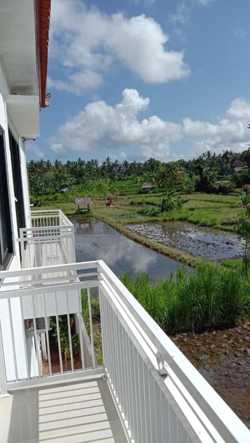 Limun Guesthouse Amlapura Exterior photo
