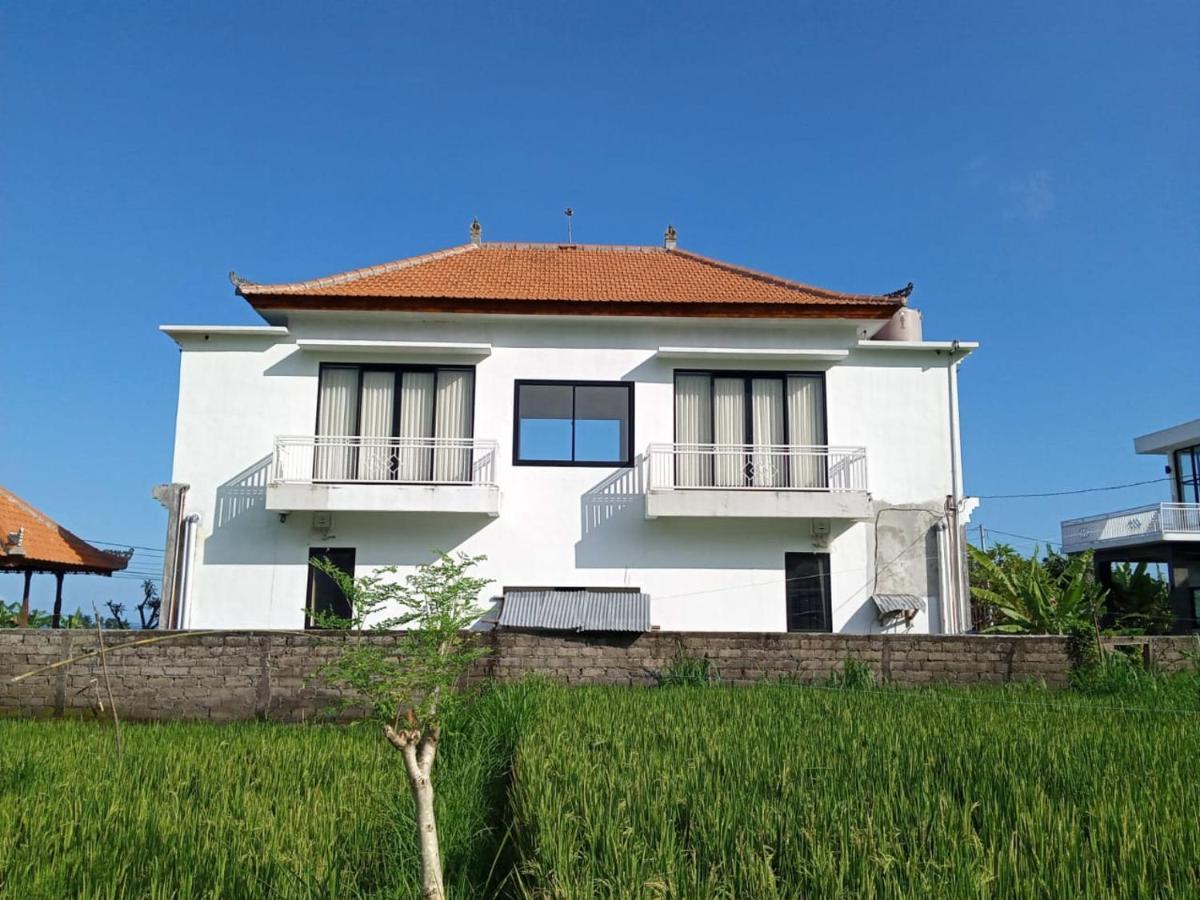 Limun Guesthouse Amlapura Exterior photo