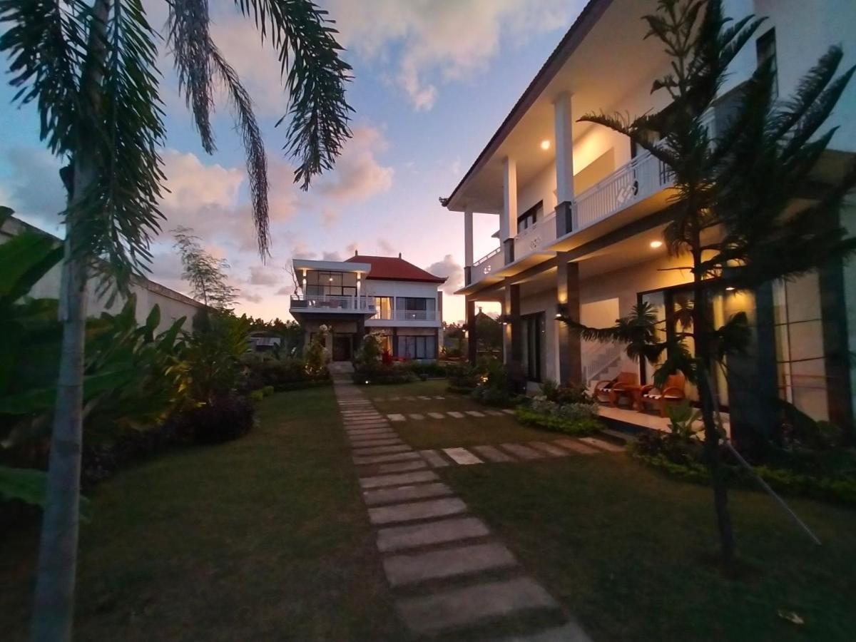 Limun Guesthouse Amlapura Exterior photo