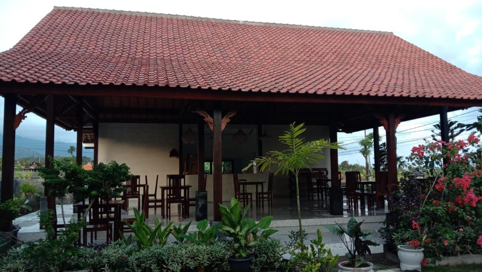 Limun Guesthouse Amlapura Exterior photo