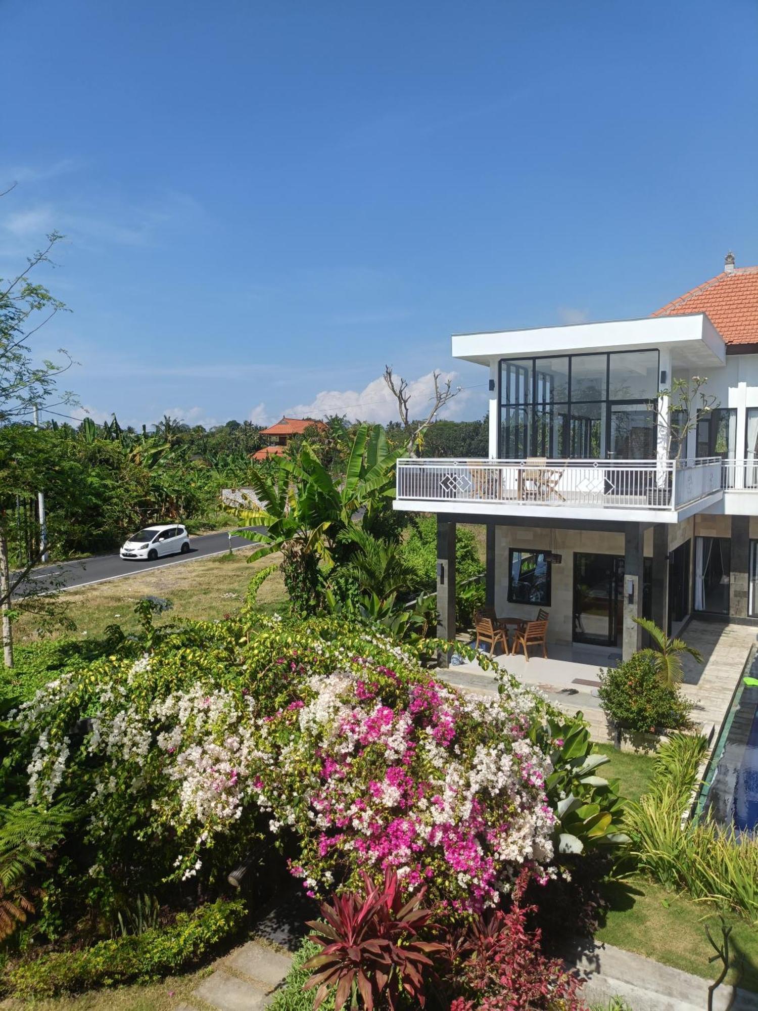 Limun Guesthouse Amlapura Exterior photo